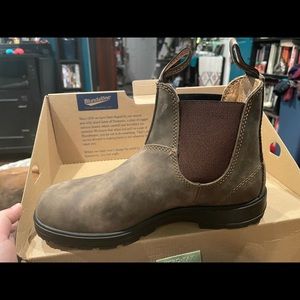 Blundstone Unisex 550 Rugged Lux Boot